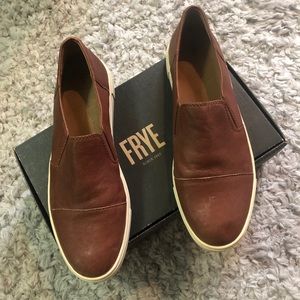 Frye Gemma Cap Slip